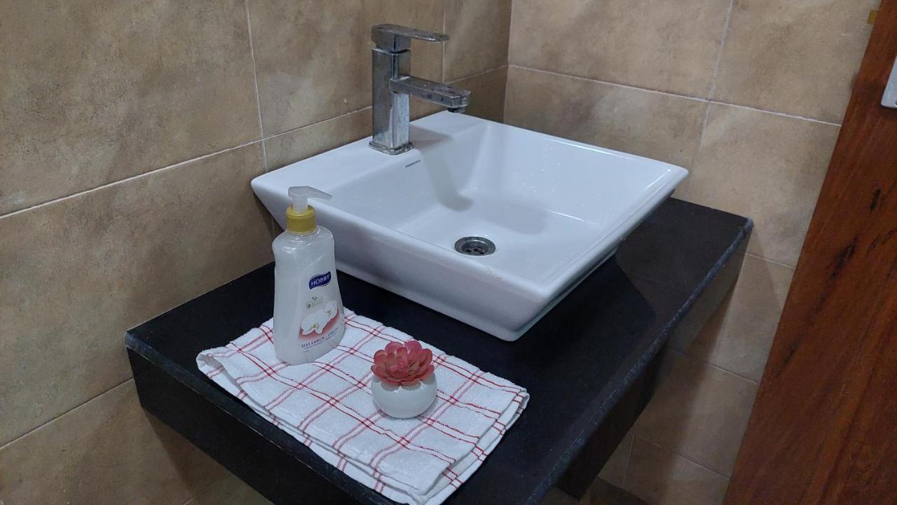 Sami Bnb - Apt 01 Makongo After Mlimani City Darüsselam Dış mekan fotoğraf