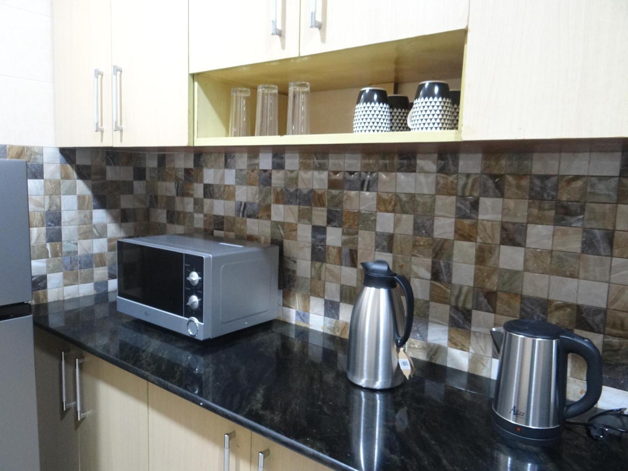 Sami Bnb - Apt 01 Makongo After Mlimani City Darüsselam Dış mekan fotoğraf